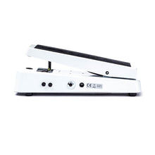Load image into Gallery viewer, Dunlop Crybaby Ultimate Bass Wah GCB105Q