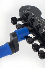 Load image into Gallery viewer, Music Nomad MN221 Grip Winder