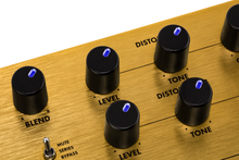 Load image into Gallery viewer, Fender Duel Pugilist Distortion