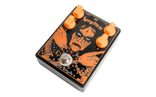 Load image into Gallery viewer, Doomsday HVY MTL Distortion w/Active EQ
