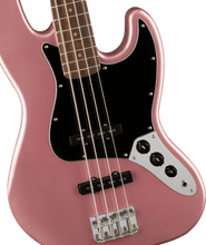 Load image into Gallery viewer, Squier 0378601566 Affinity J Bass Burgundy Mist
