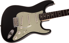 Load image into Gallery viewer, Fender TRADNLII 60s Strat RW BLK
