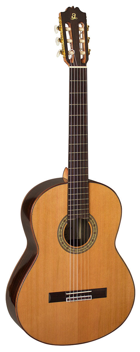 Admira A10 Solid Cedar Top