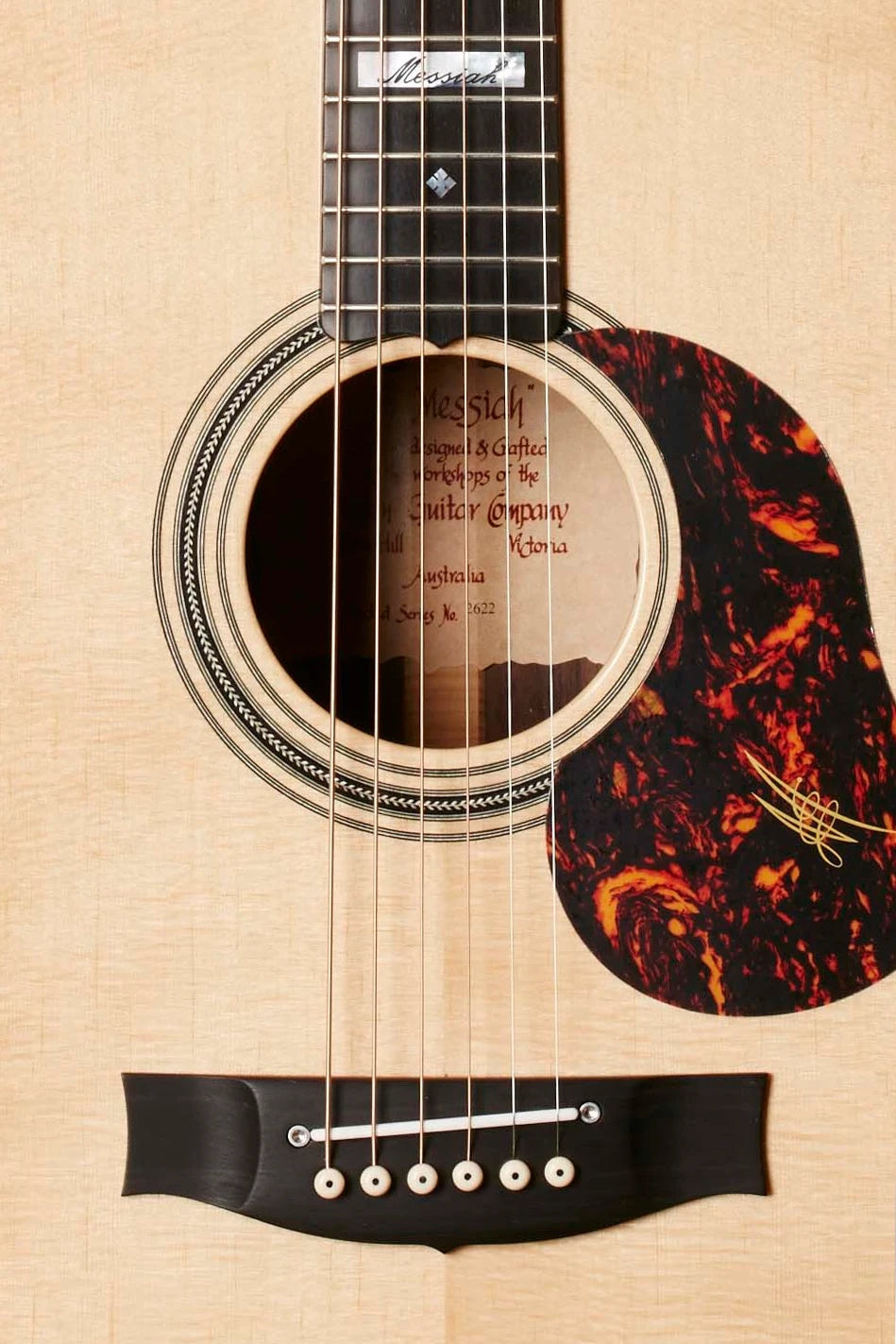Maton Messiah EM100-808