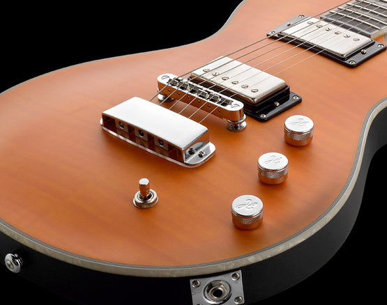 Hagstrom Ultra MAX Milky Mandarin with Case