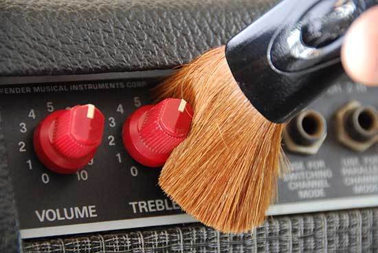 MUSIC NOMAD CLEANING TOOL