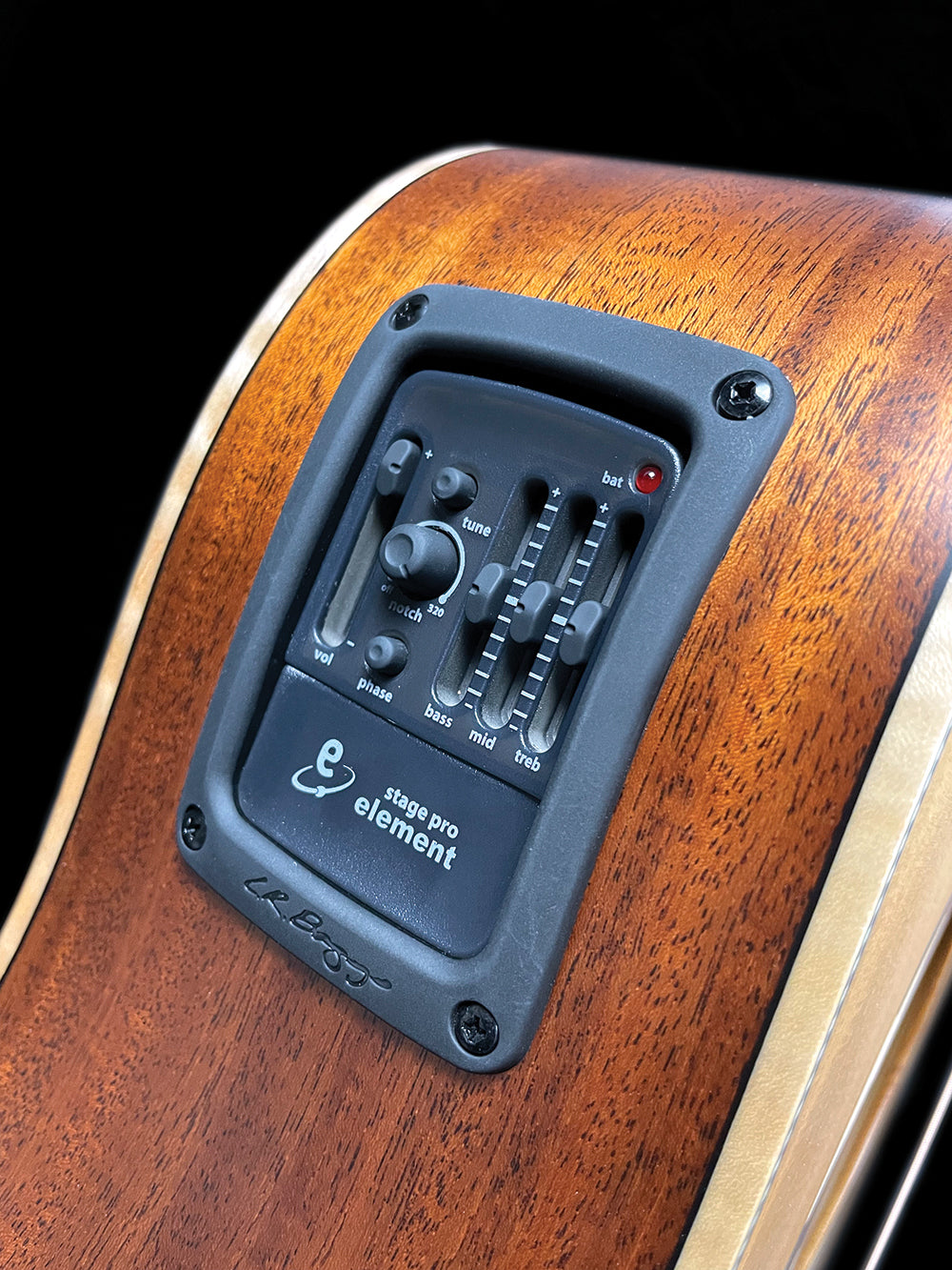 Tanglewood  20th Anniversary w/ Case - Dreadnaught Cutaway