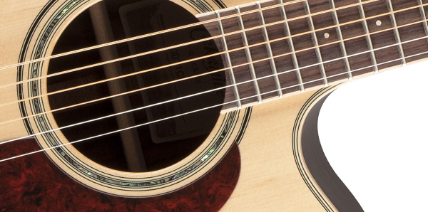 TAKAMINE GD71CE AC/EL DREADNAUGHT